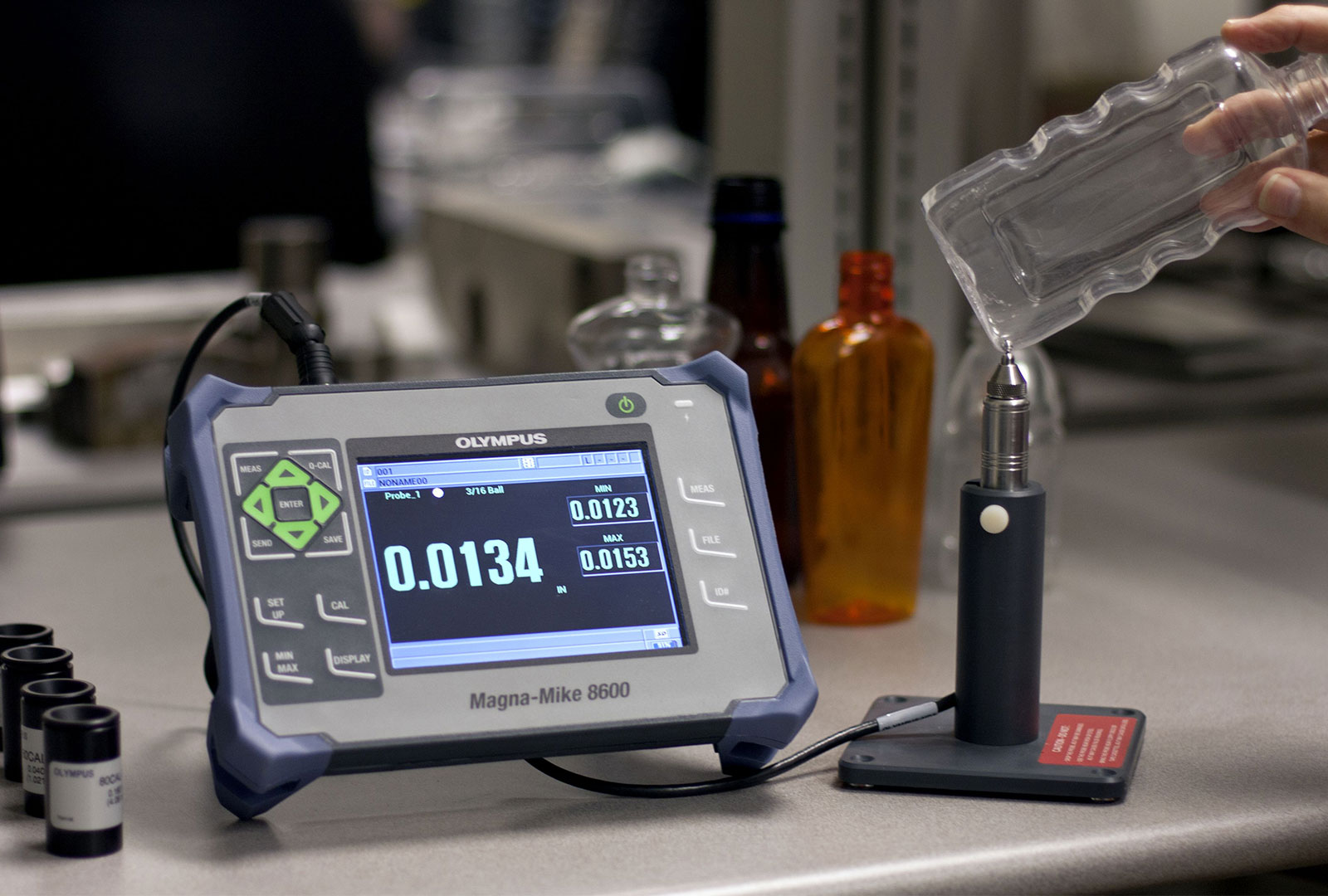 霍尔效应测厚仪